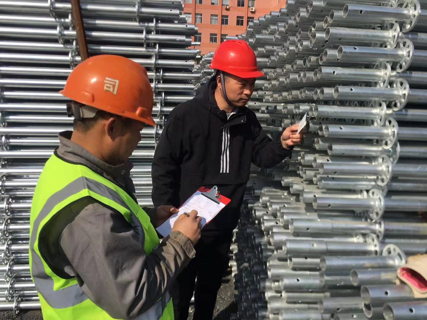 以高質(zhì)量發(fā)展的優(yōu)異成績(jī)慶祝建黨一百周年